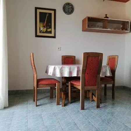 In With Sea View, Balcony, Air Conditioner, Wi-fi *